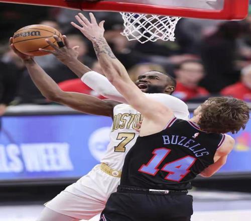 重庆冠军赛,首日激战,国乒选手集,太阳城,太阳城娱乐,太阳城app,太阳城赌场